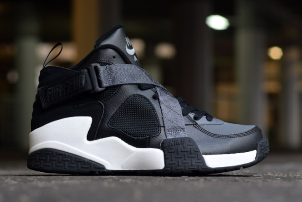 nike-air-raid-2014-another-look-00-620x414