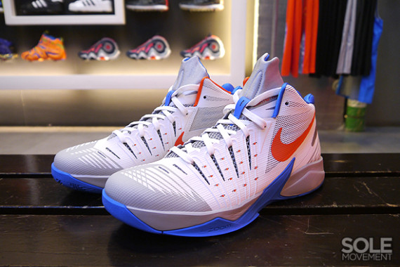 nike-zoom-i-get-buckets-summer-2014-releases-05-570x380