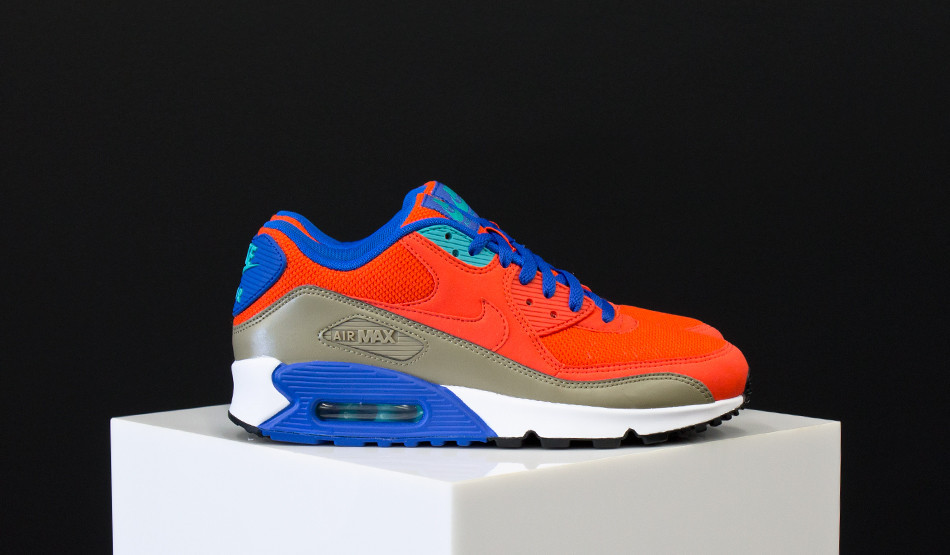 Nike-Air-Max-90-Essential-_537384-801_-1_1024x1024
