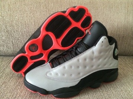 air-jordan-13-reflective-05-570x425