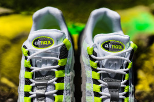 nike-air-max-95-og-neon-release-date-reminder-05
