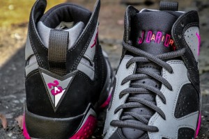 air-jordan-7-gs-fuchsia-2