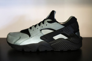 Nike Air Huarache Run Premium - 704830-301 - Mica Green