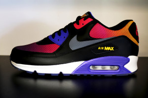 Nike Air Max 90 - 724763-005 - Black:Persian Violet:Pink Force
