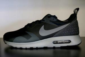 Nike Air Max Tavas - 724765-005 - Black:Cool Grey:Anthracite