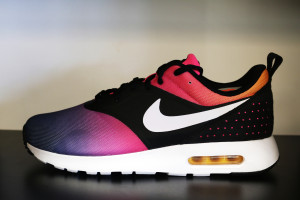 Nike Air Max Tavas - 724765-005 - Black:White:Pink Pow:Tour Yellow