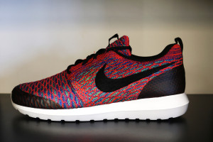 Nike Roshe Flyknit Shoe - 816531-600 ‑ Bright Crimson