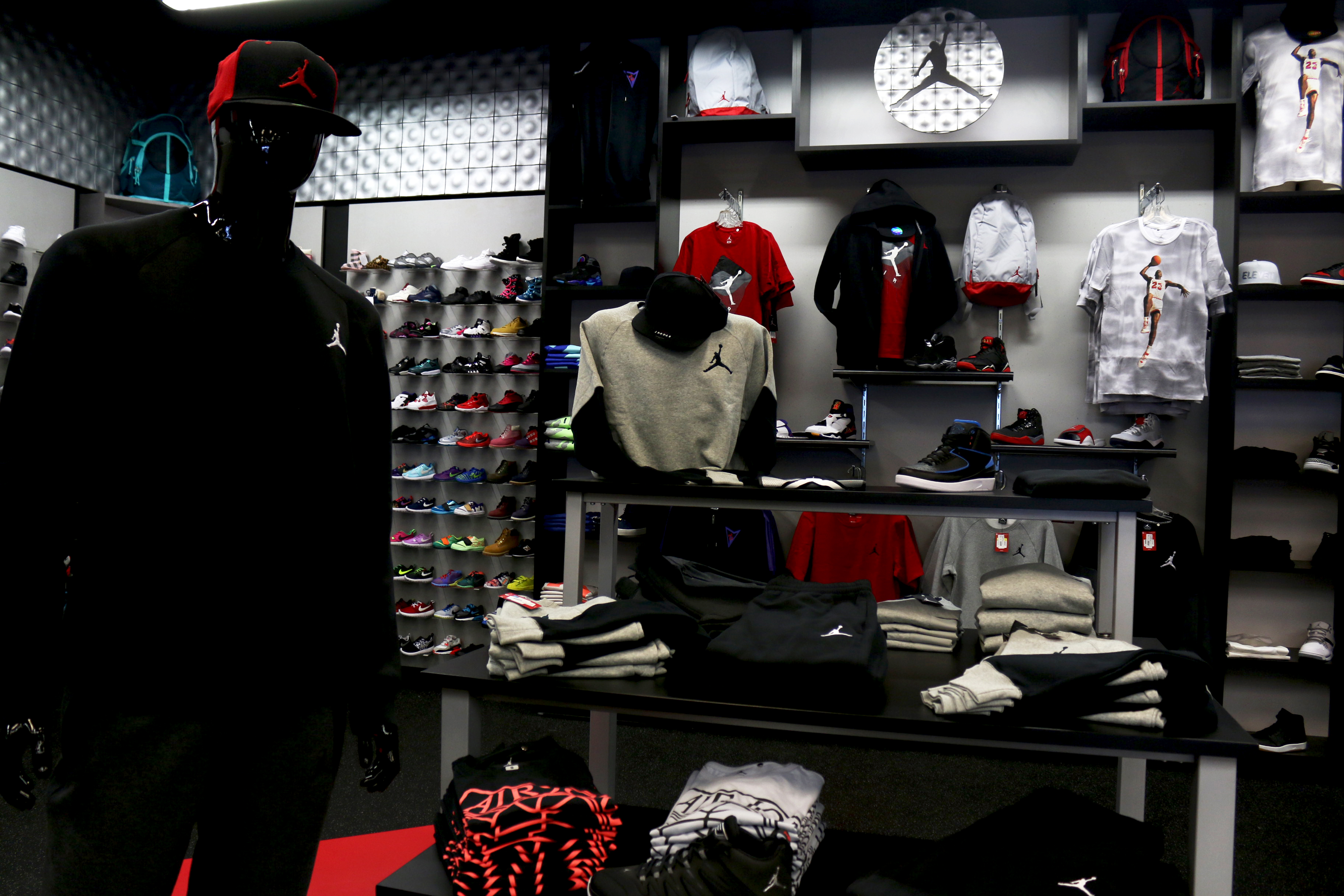 Store 14 - VI