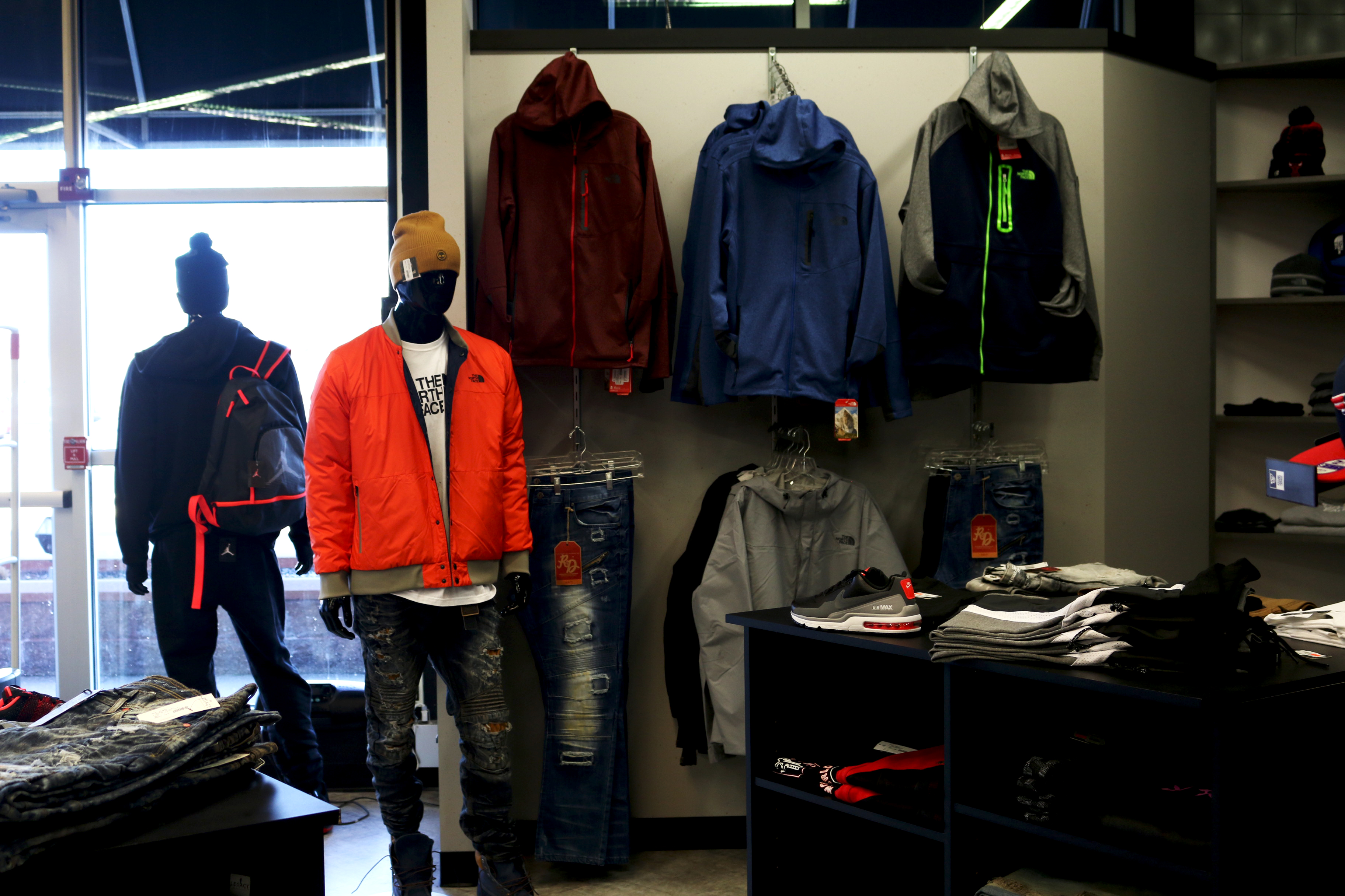 Store 14 - XI