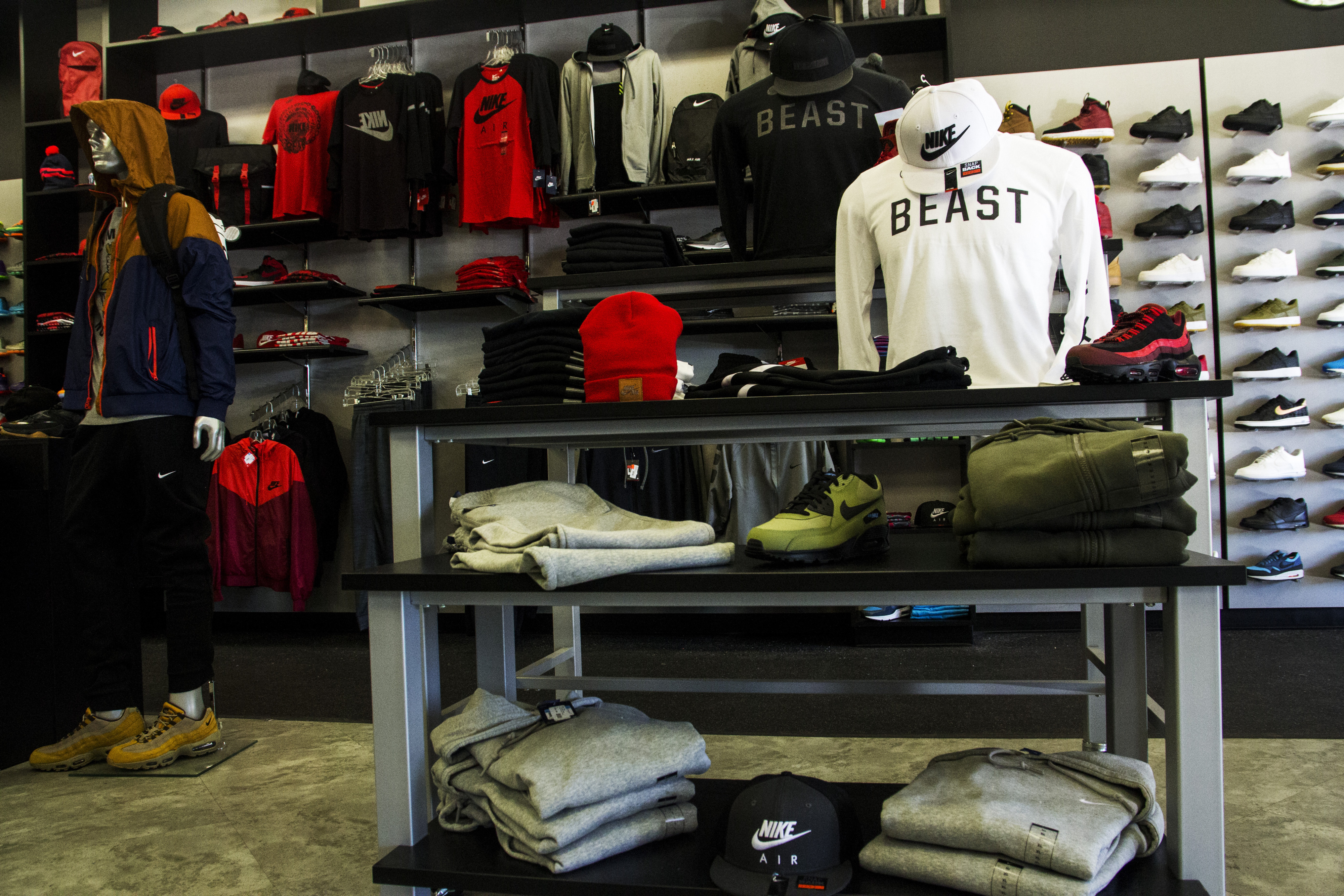 Store 2 - I
