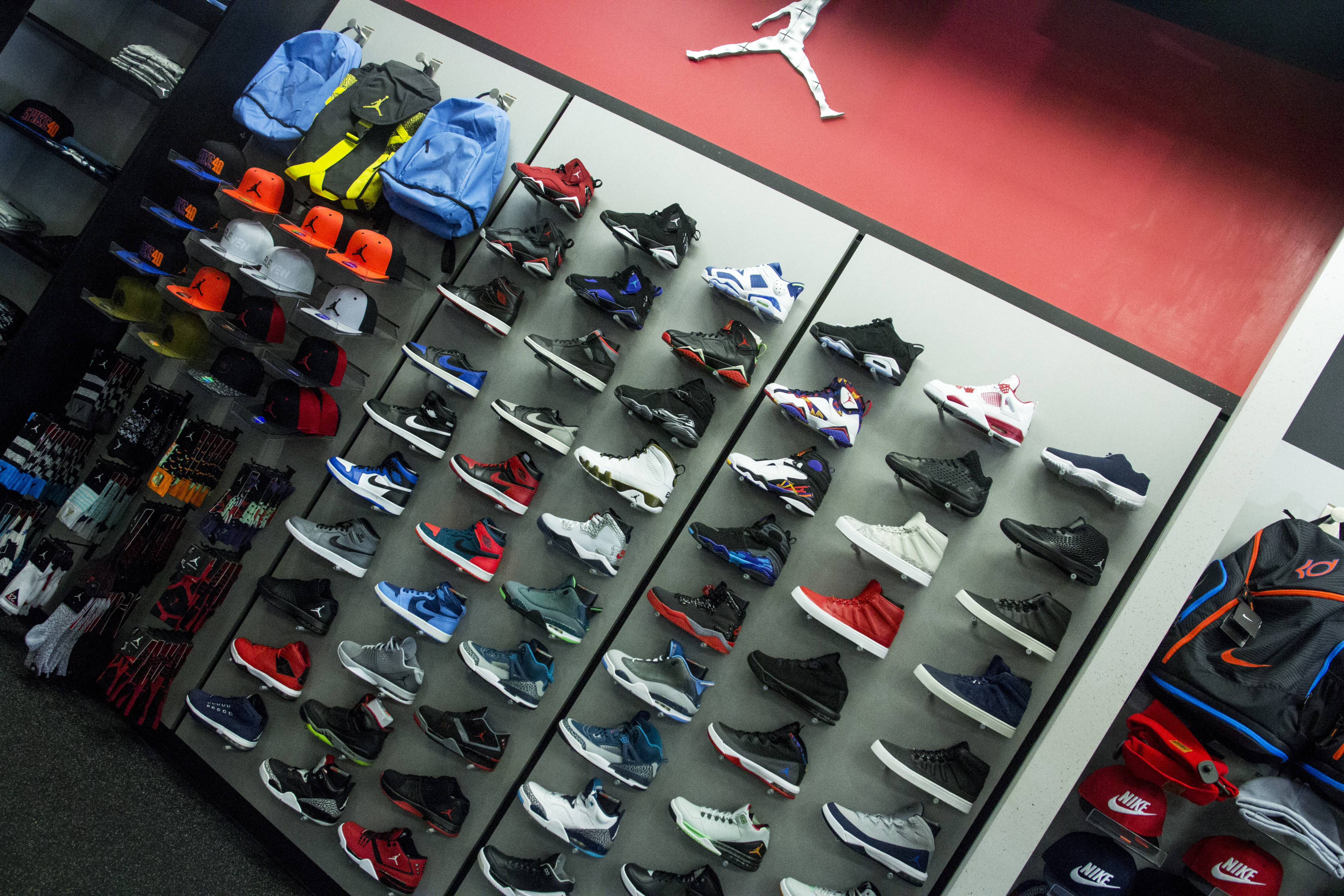 Store 2 - XIV