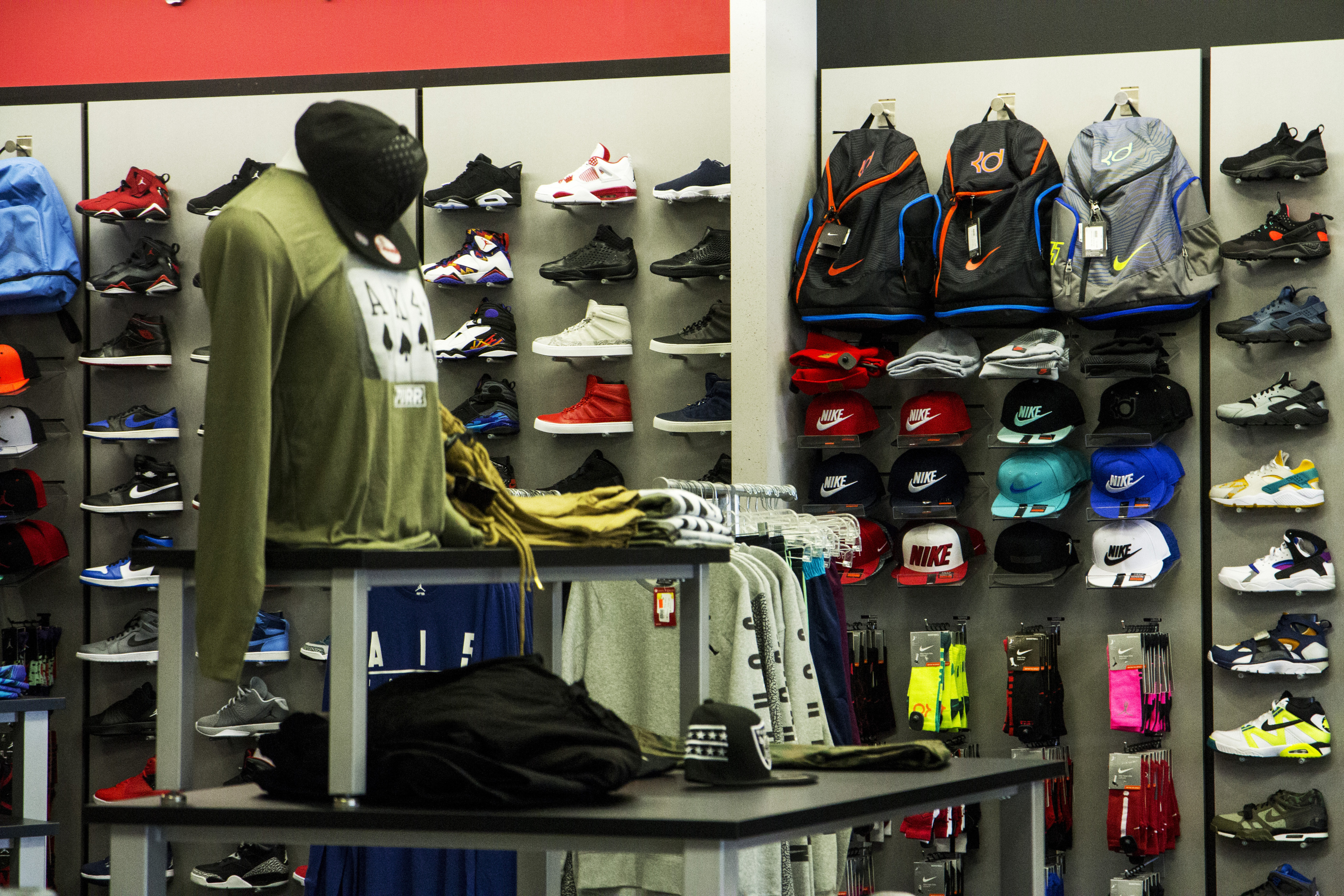 Store 2 - XX