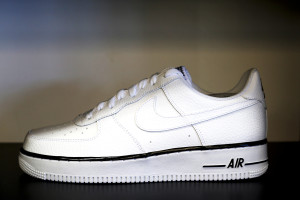 White Black - Low-Top Air Forces