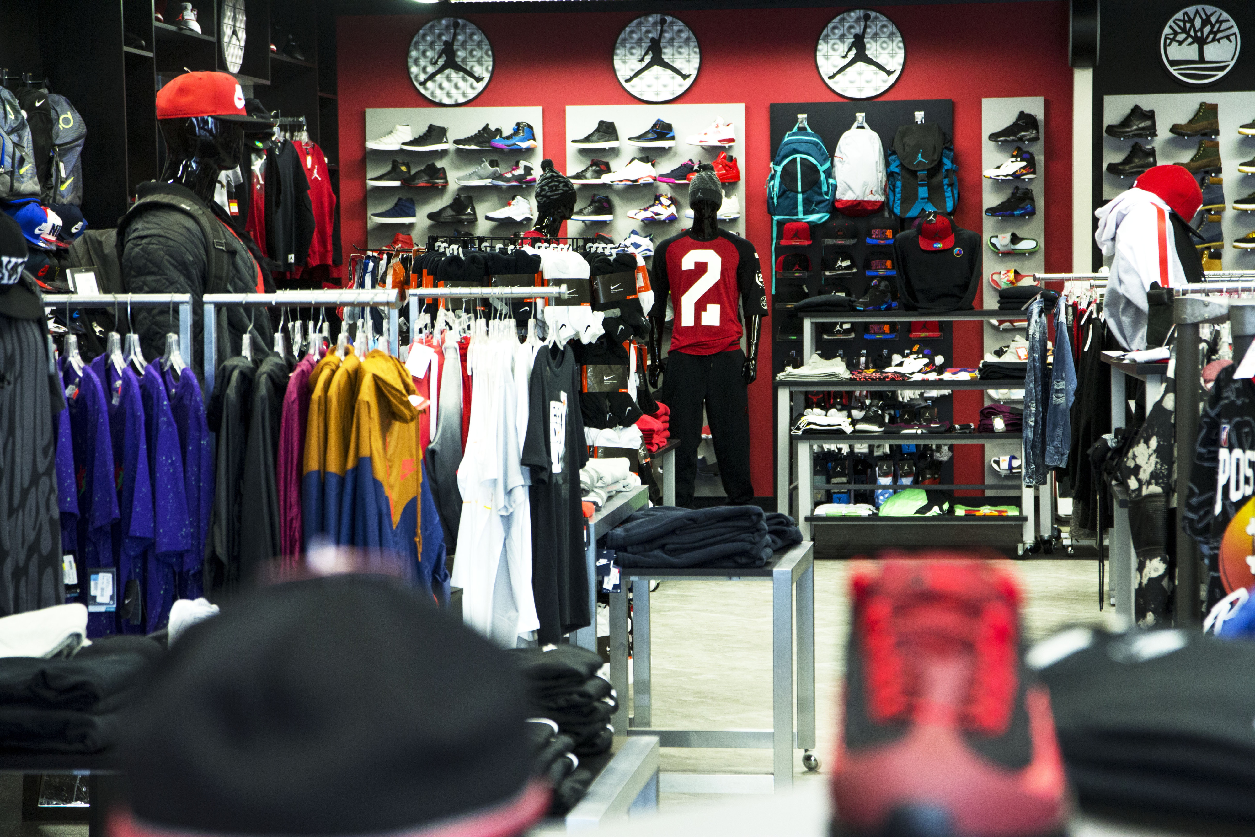 Store 22 - IX