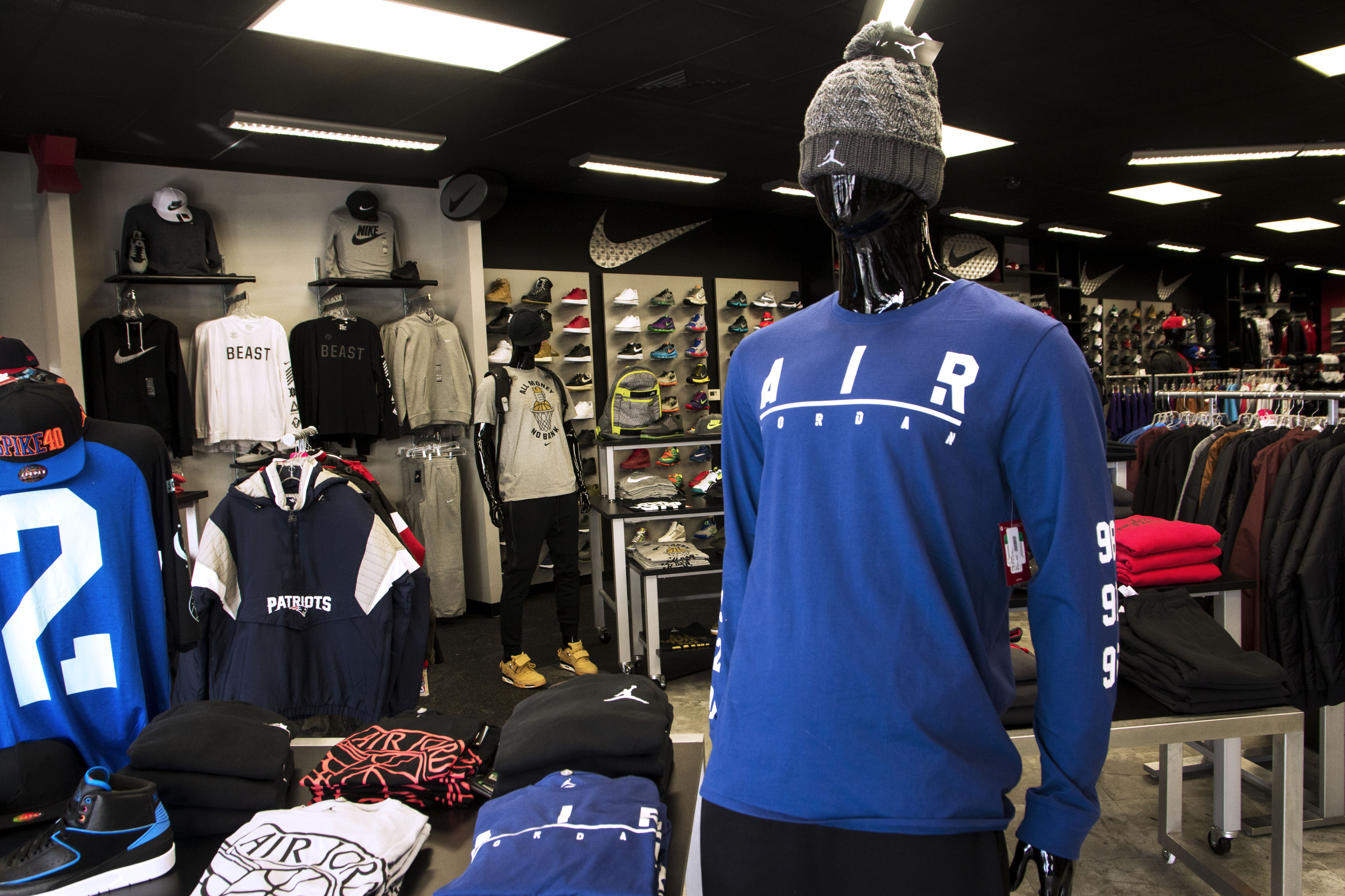Store 22 - VIII