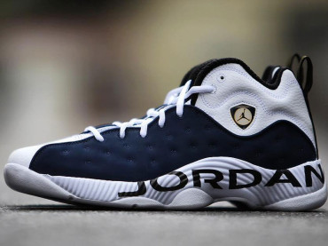 Release Reminder: Jordan Jumpman Team II (White/Navy)
