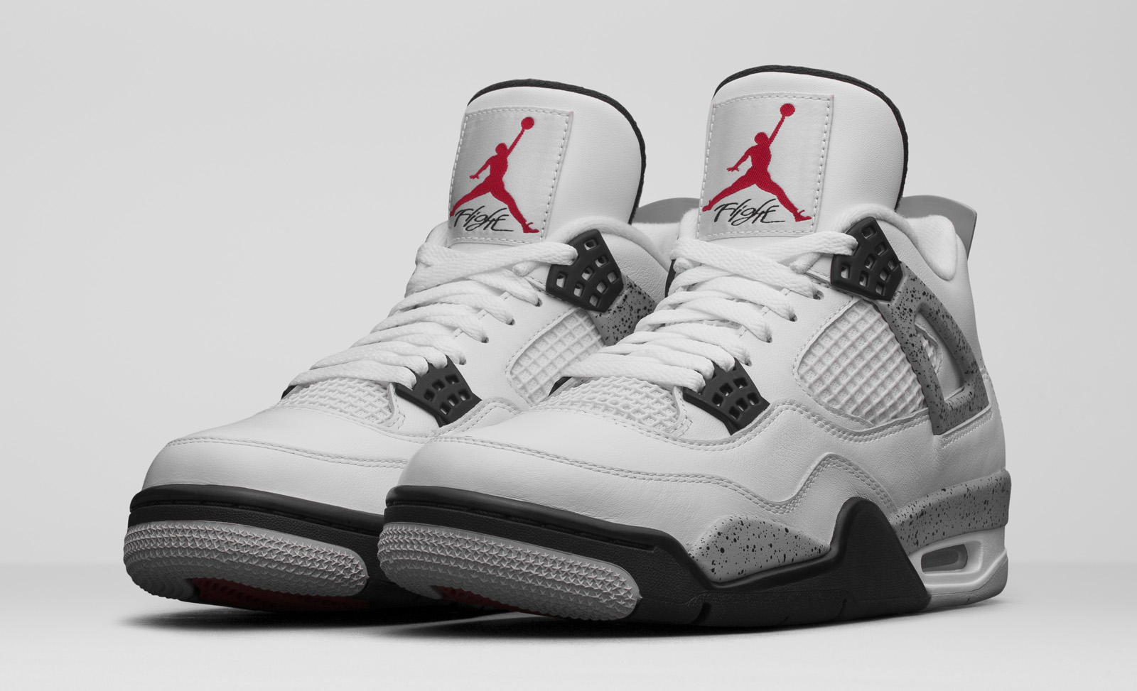 nike-air-jordan-4-cement-2016-01